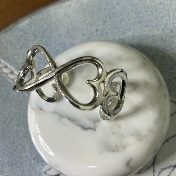 Vintage Tiffany & Co. Love Hearts Cuff Bracelet - Picture 3 of 11